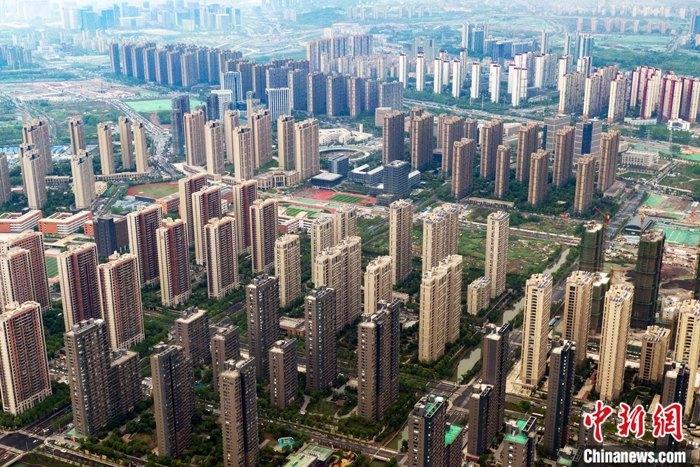 资料图：航拍南京雨花台区一处楼盘。<a target='_blank' href='http://www.chinanews.com/'>中新社</a>记者 泱波 摄